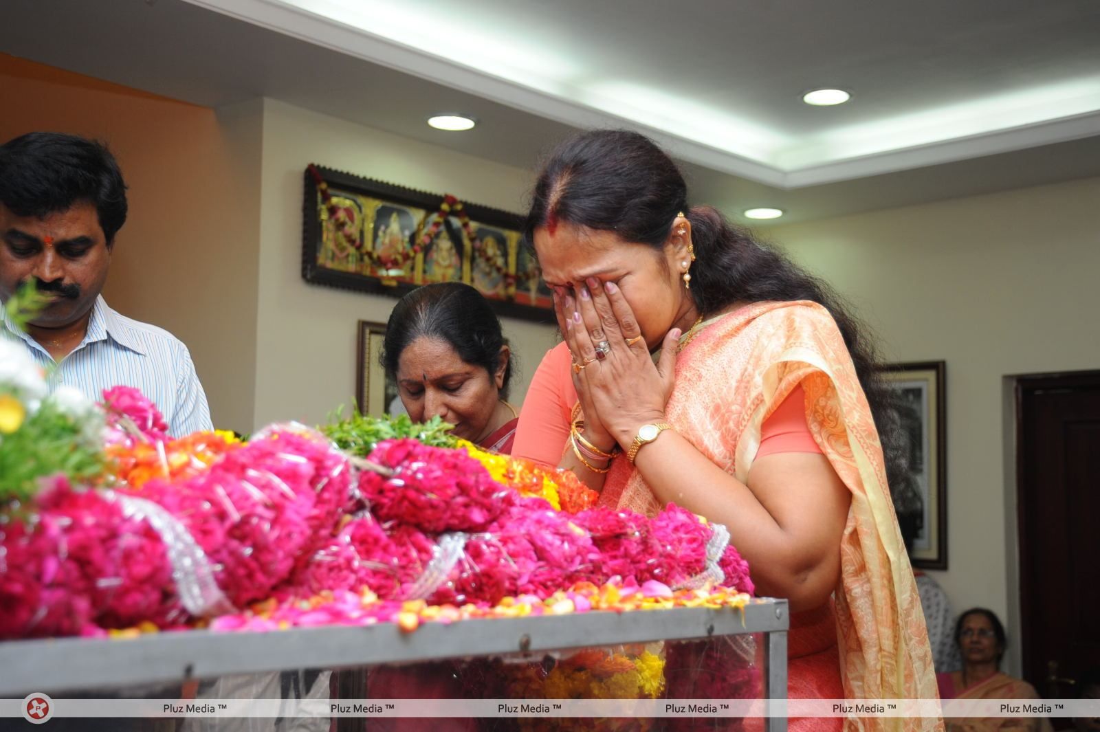 Dasari Padma Funeral and Condolences Pictures | Picture 112303